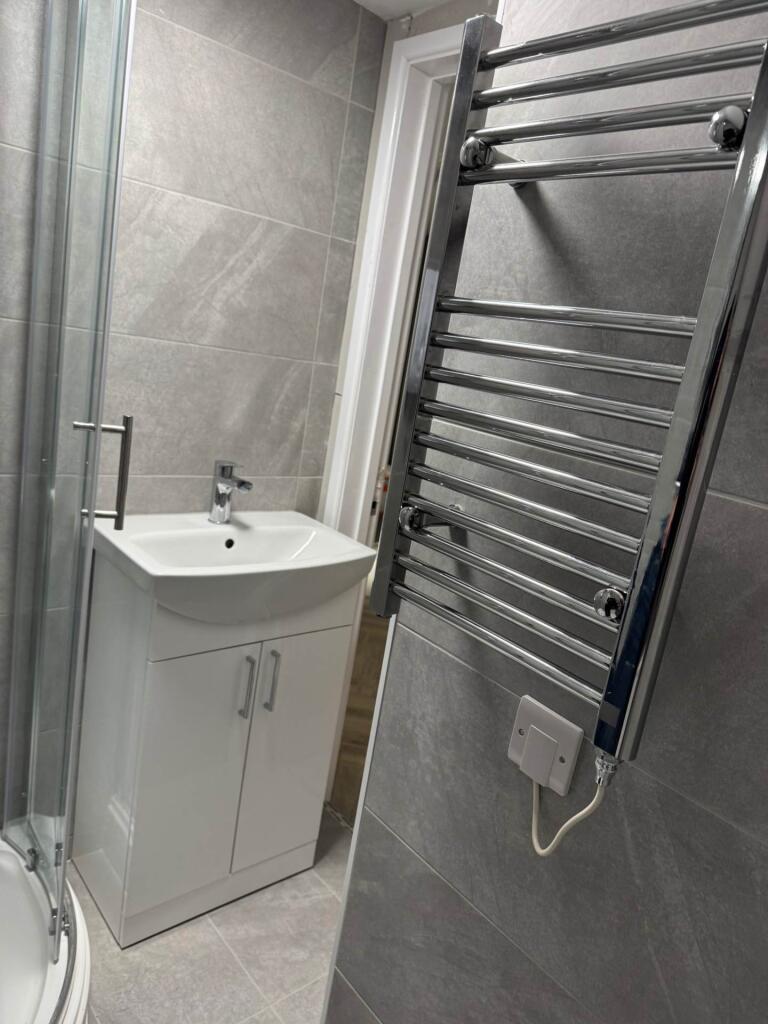 Apartment in Reading, Spring Gardens, Whitley - More