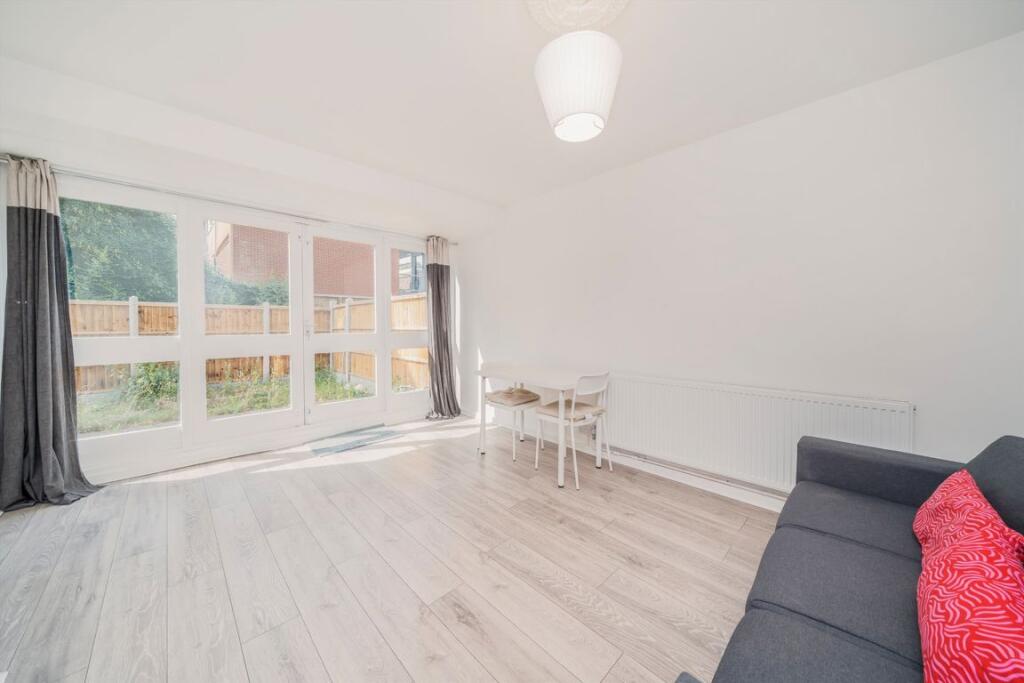 Apartment in London - View 5