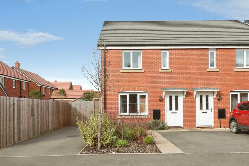 Main image of property: Jeacock Place, Wellesbourne, Warwick