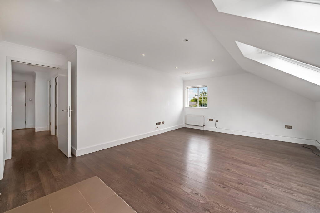 Apartment in Dartford - More