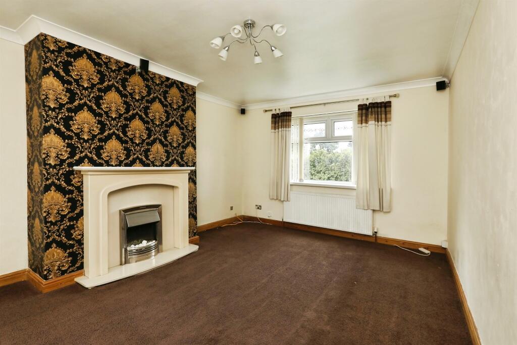 House in Doncaster, Stainforth - View 3