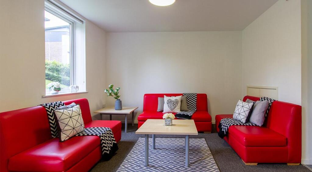 Additional image 2 of Bradford | Student | September | BD7