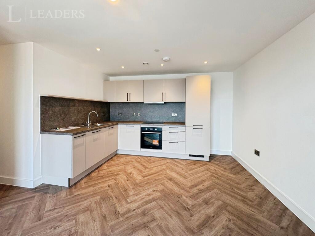 Apartment in Derby - View 4