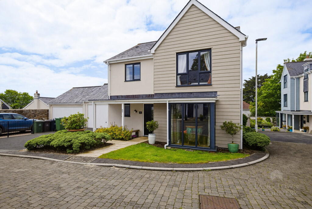 Main image of property: Pine Gardens, Mannamead, Plymouth