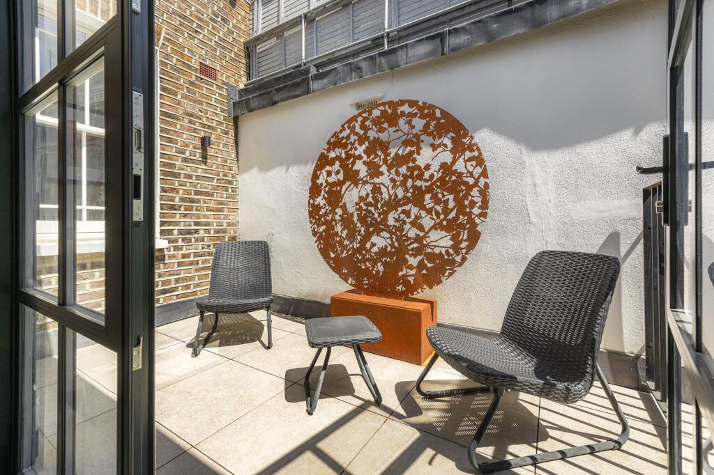 House in London, Notting Hill - More
