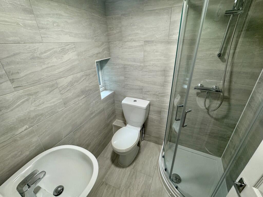 Apartment in Rochester - View 4