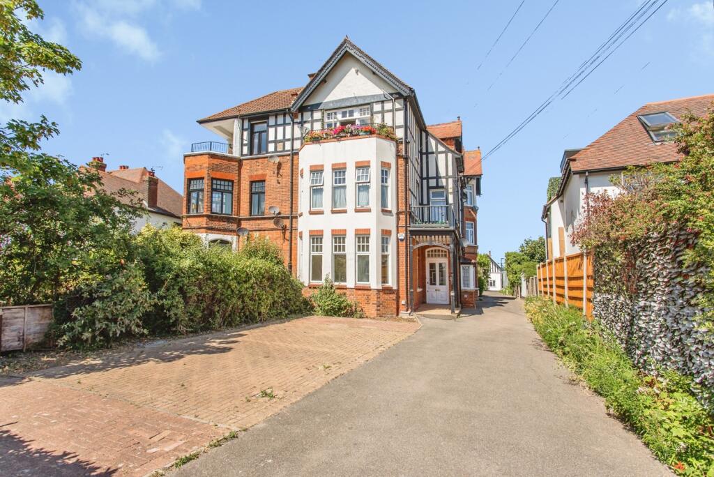 Main image of property: Imperial Avenue, Westcliff-on-Sea, Essex, SS0