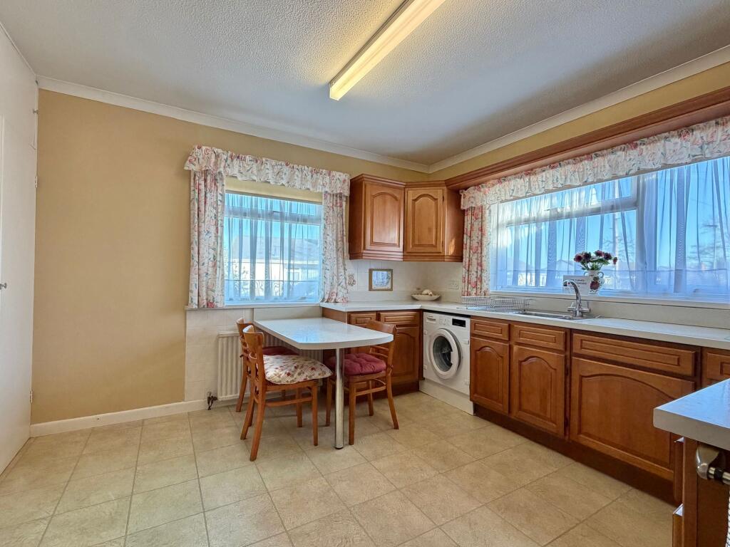 House in Teignbridge, Kingsteignton - View 5