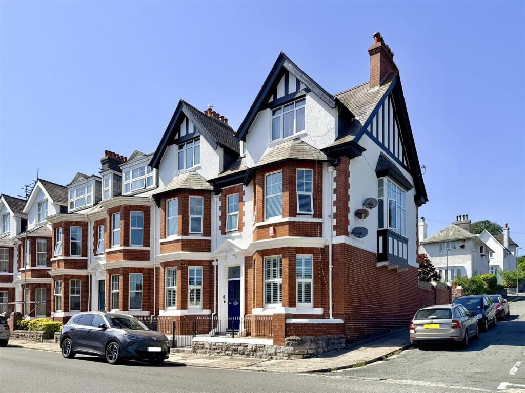 Main image of property: First Floor Flat, 2, Thornhill Road, Plymouth, Cit