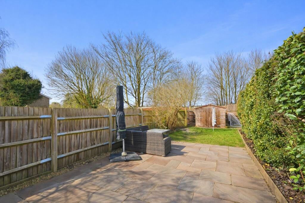 Cavalier Road, Thame, OX9 3TP photo 2