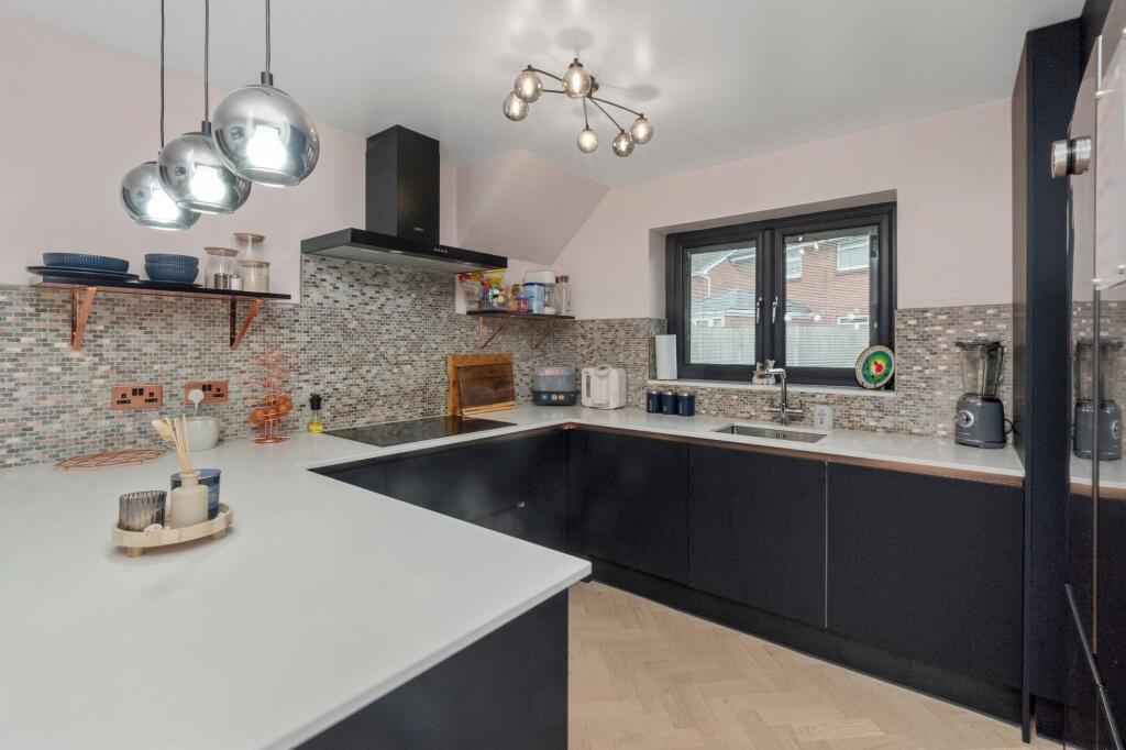 Main image of property: Kinross Close, Fearnhead, WA2