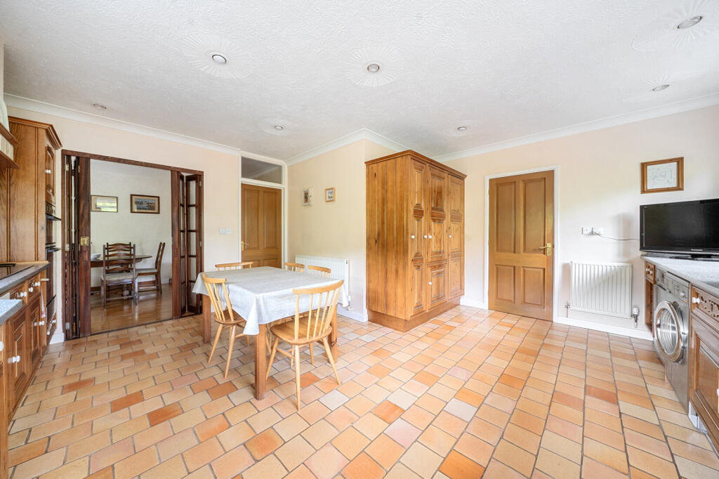 House in Hermitage, Little Hungerford - View 5