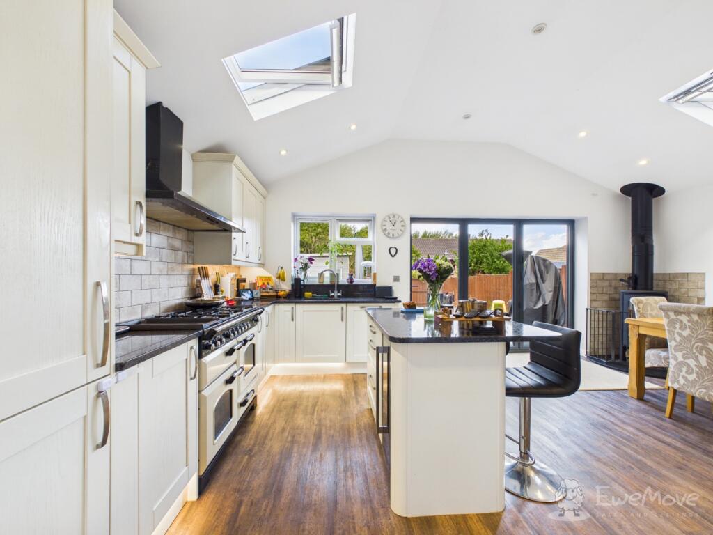House in Guildford - View 4