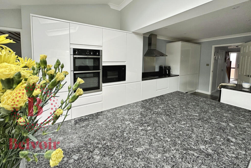 House in Exeter - View 4