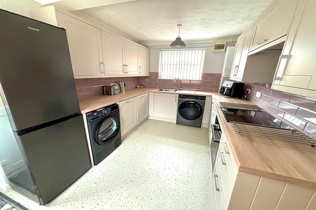 Harrison's Drive, Sprowston, Norwich, NR7 photo 4