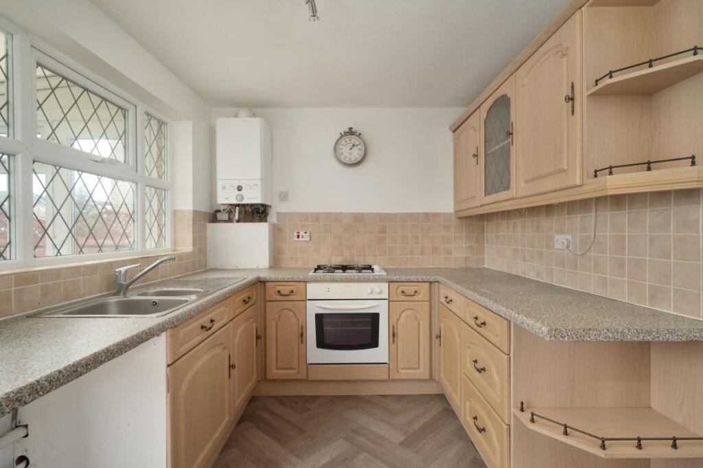 Newcastle Close, Drighlington photo 2