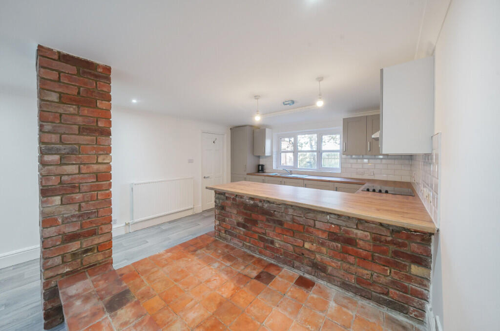Tattershall Road, Woodhall Spa, Lincolnshire, LN10 photo 3
