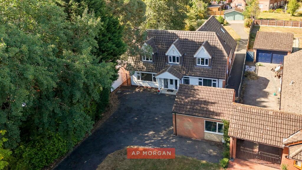 Birchy Close, Shirley, Solihull, West Midlands, B90