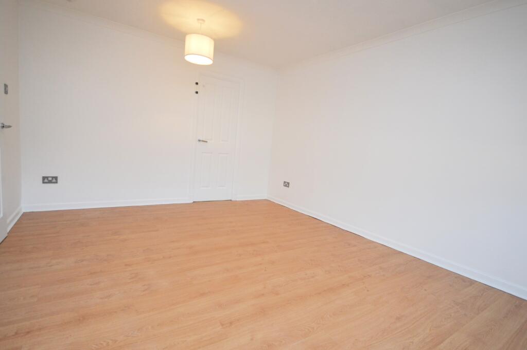 Apartment in Glasgow - View 5