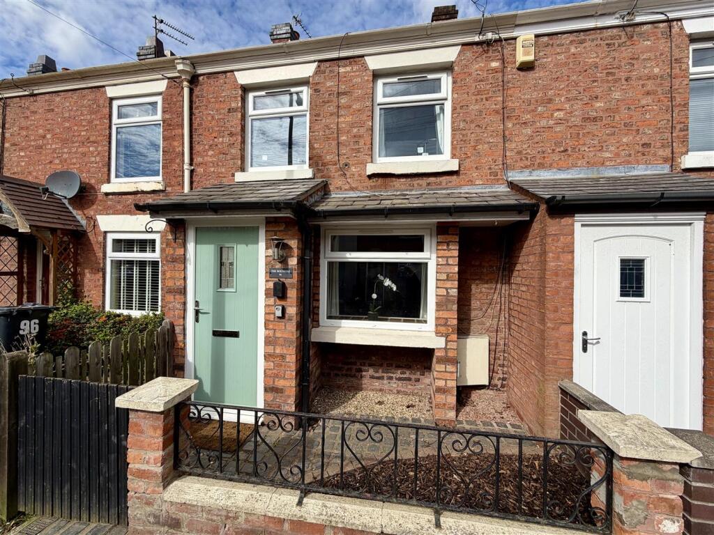 Main image of property: Woodford Lane, Winsford