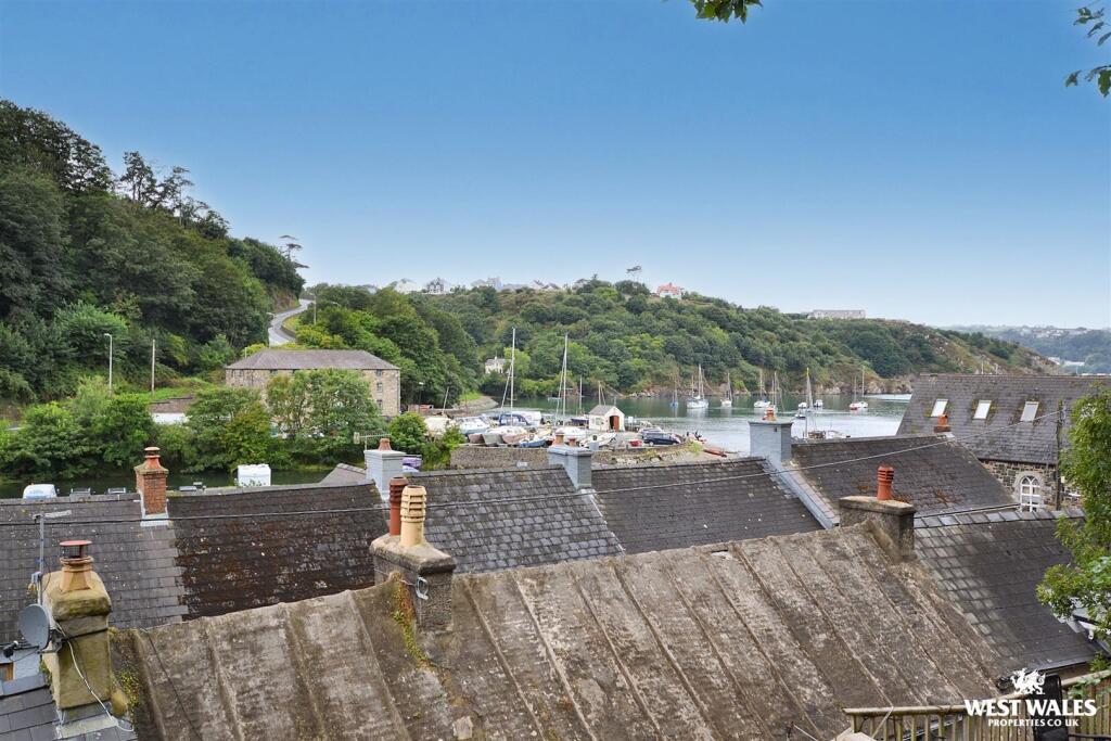 House in Fishguard, Lower Town - View 4