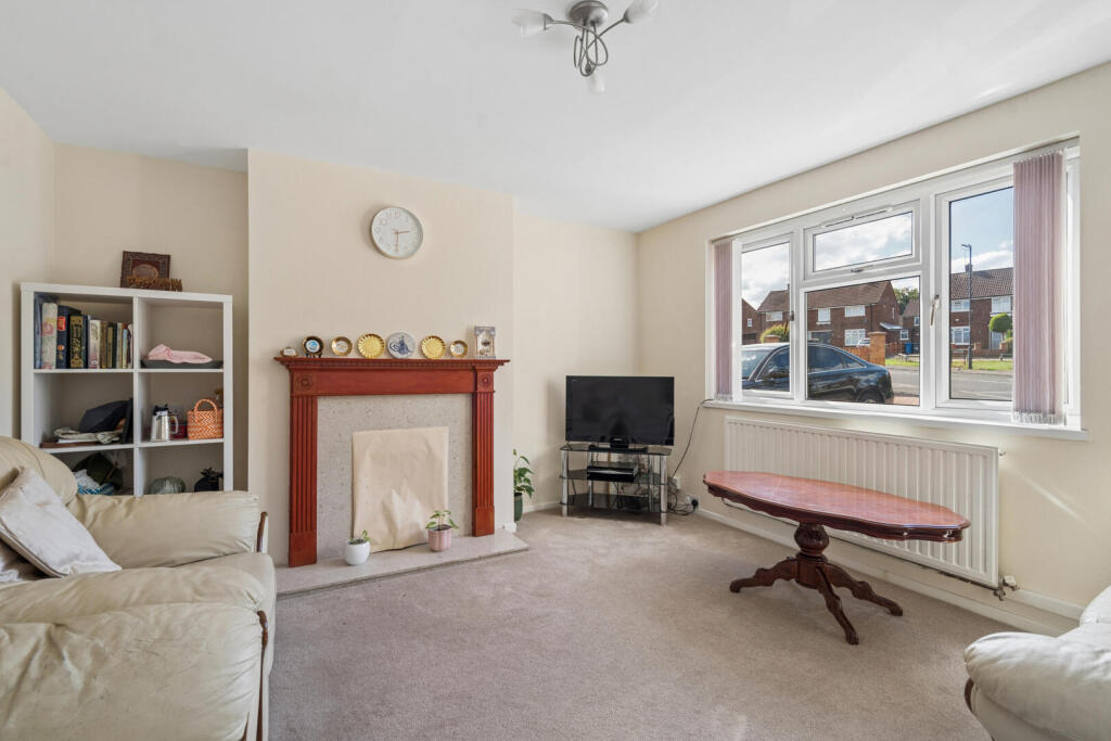 House in Slough - View 4