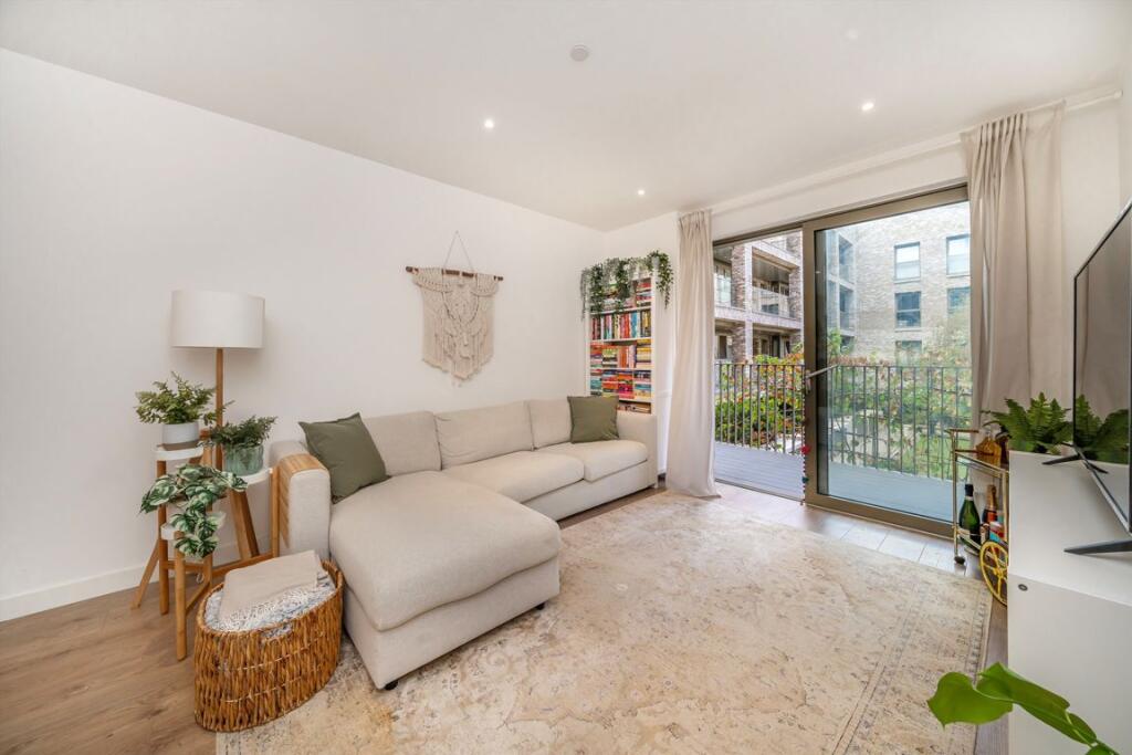 Apartment in London - View 3
