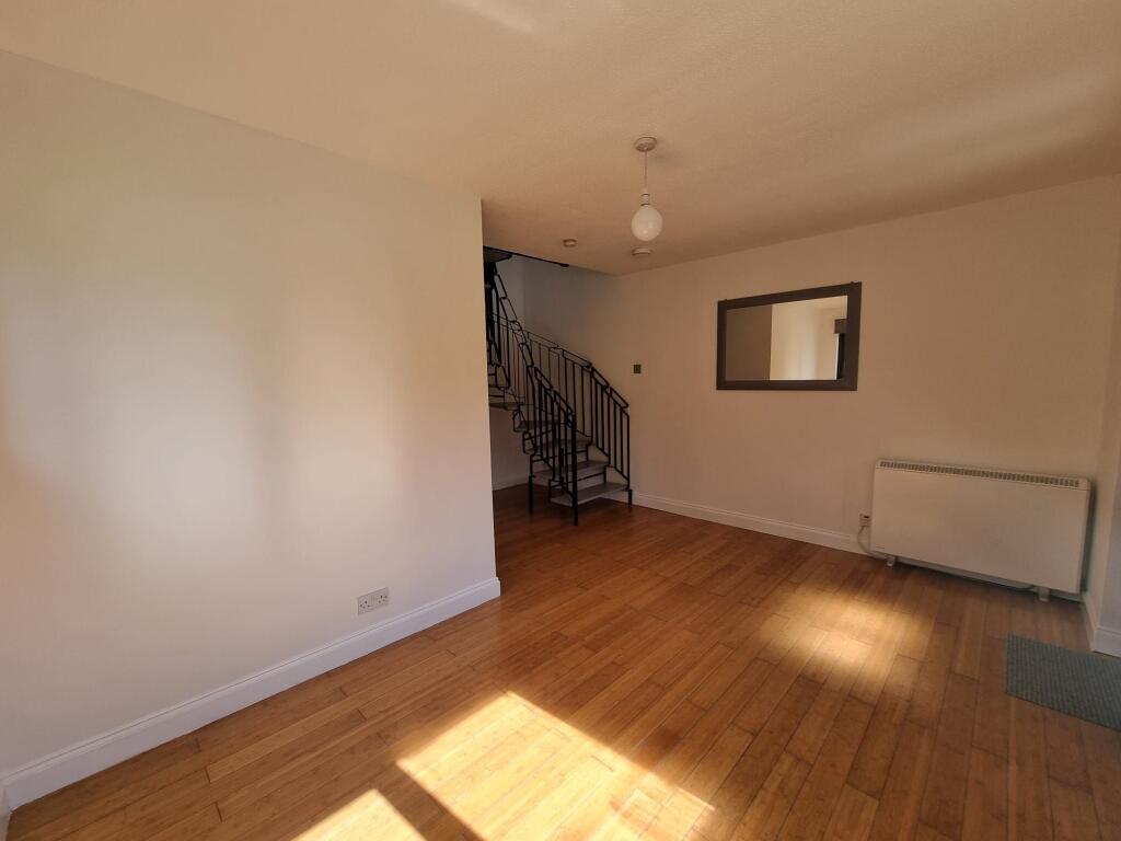 House in Cardiff, Pentrebane, Fairwater - View 6