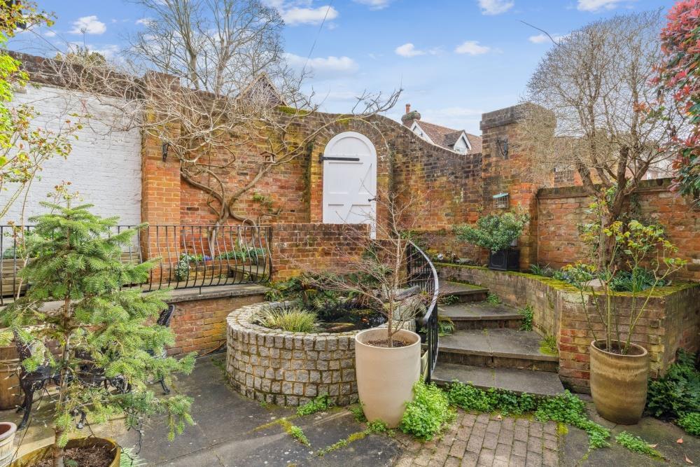 Additional image 34 of Fishpool Street, St. Albans
