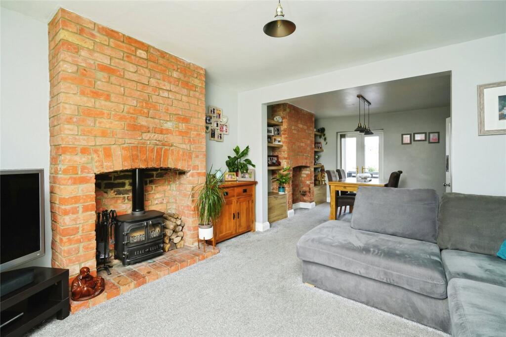 Kings End, Bicester, Oxfordshire, OX26 photo 2