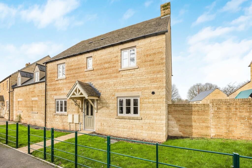 Main image of property: Cirencester Road, Tetbury, GL8