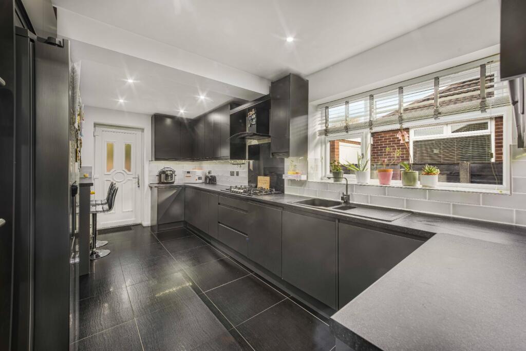 House in Trafford, Ashton upon Mersey - View 2