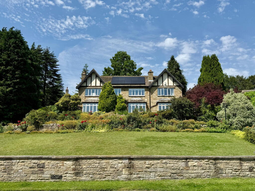 Main image of property: Bardsey~ Scarsdale Lane, LS17