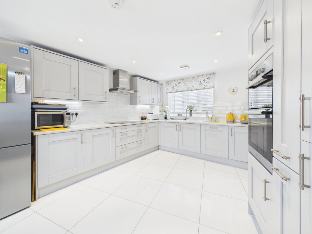 House in Swindon - View 2