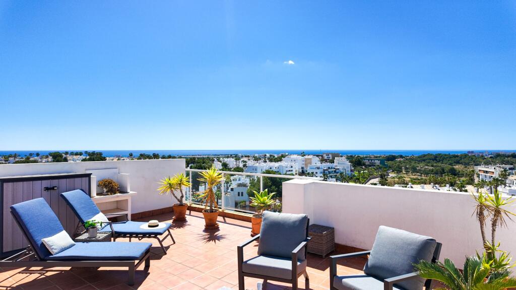 Main image of property: Valencia, Alicante, Villamartin