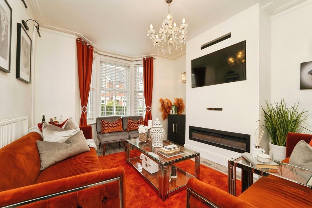 House in Gloucester, Gloucestershire - View 5