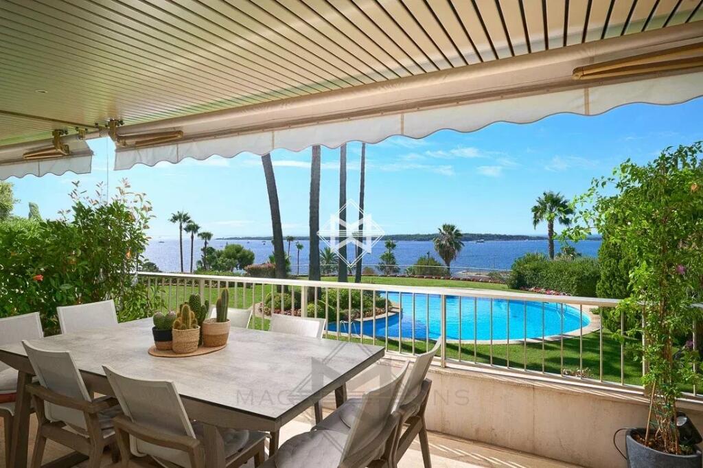 Main image of property: Provence-Alps-Cote d`Azur, Alpes-Maritimes, Cannes