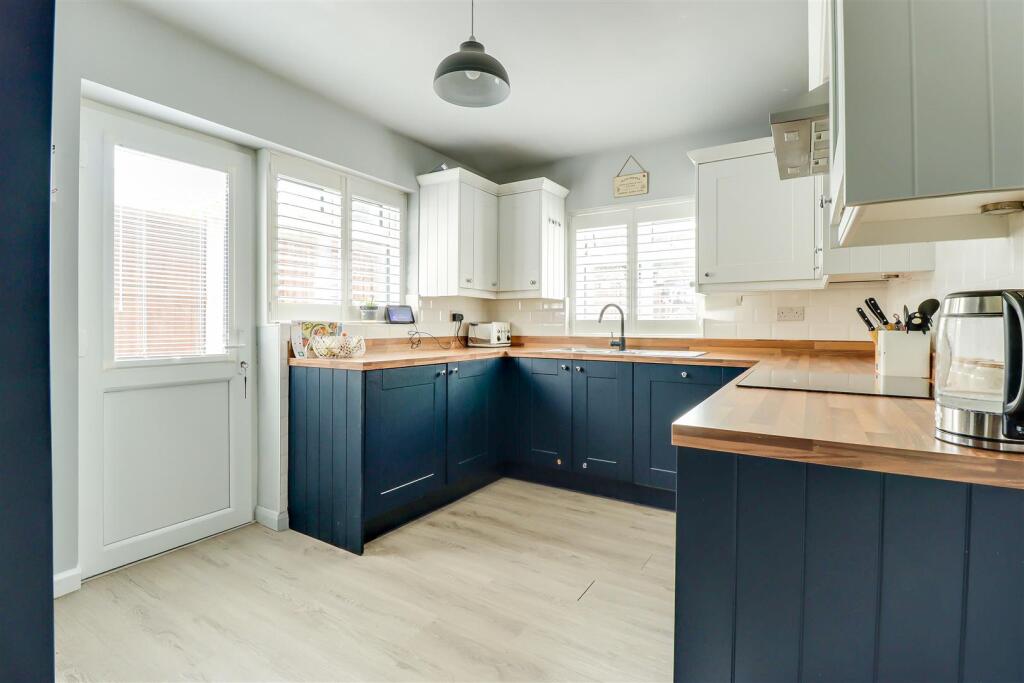 House in Southend-on-Sea - View 5