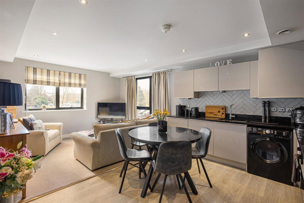 Apartment in York, The Groves, Bishophill - View 2