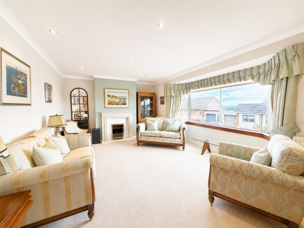 House in Hamilton, Barncluith, Silvertonhill - View 3