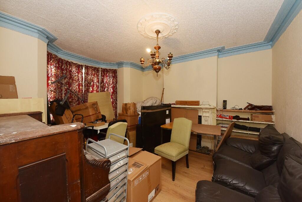 Winsor Terrace, London, E6 photo 2