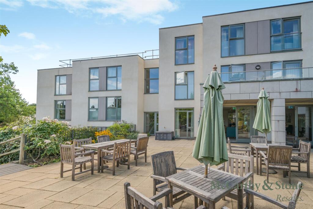 Apartment in Cotswold, Chesterton, Cirencester