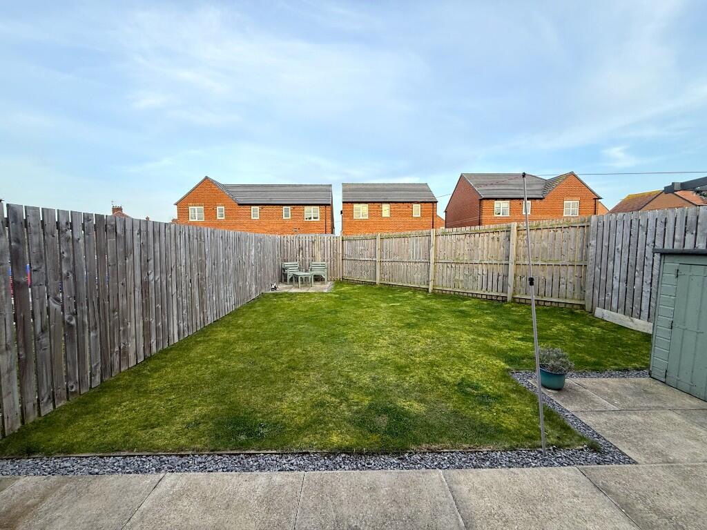 Ryehills Close, Redcar, North Yorkshire, TS10 photo 4