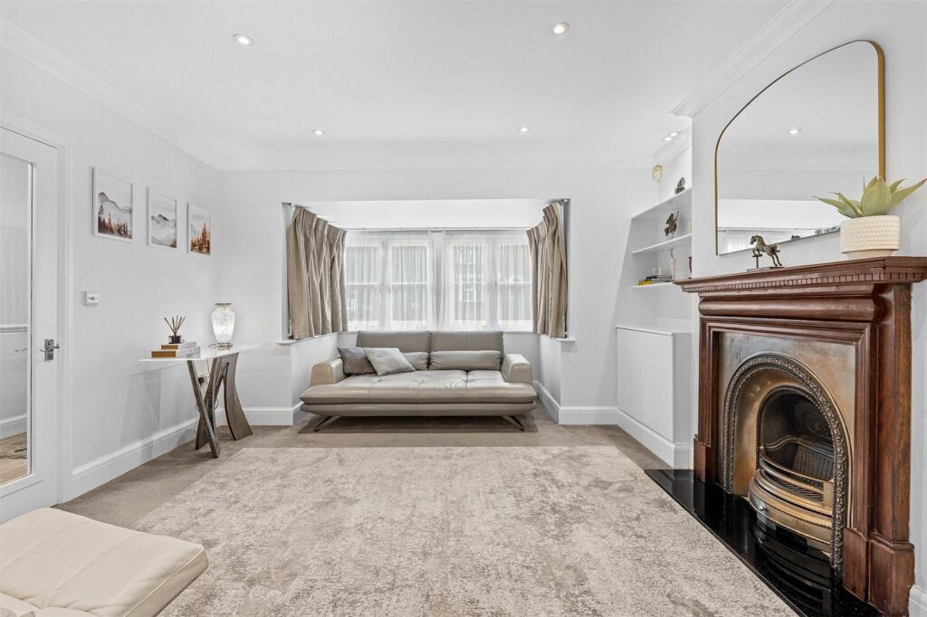 House in Watford - View 2