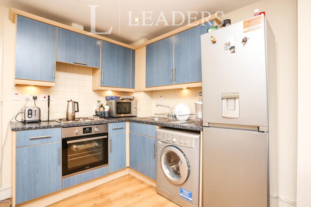 Apartment in London - View 5