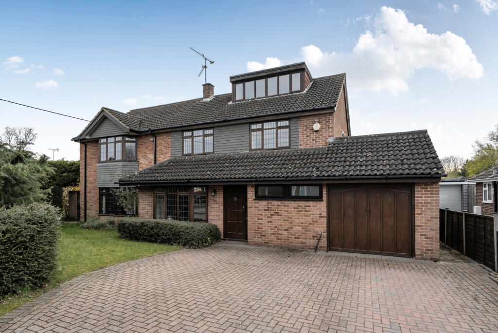 Main image of property: Malvern Way, Twyford, Reading, Berkshire, RG10
