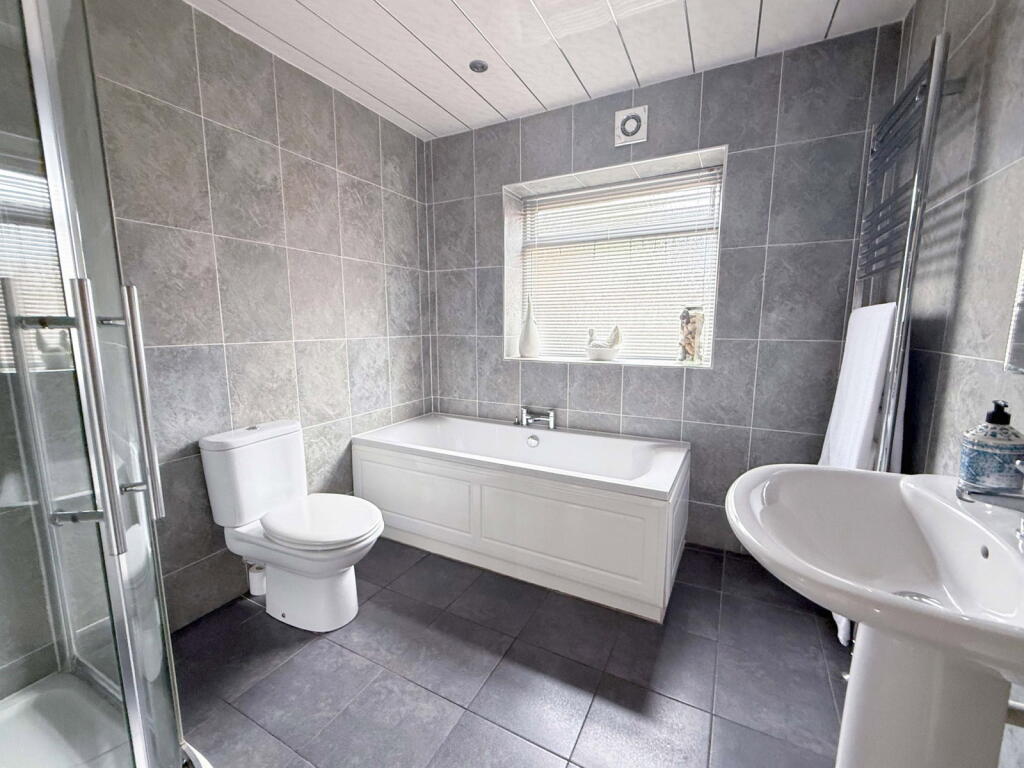 House in Sefton, Liverpool City Region - More