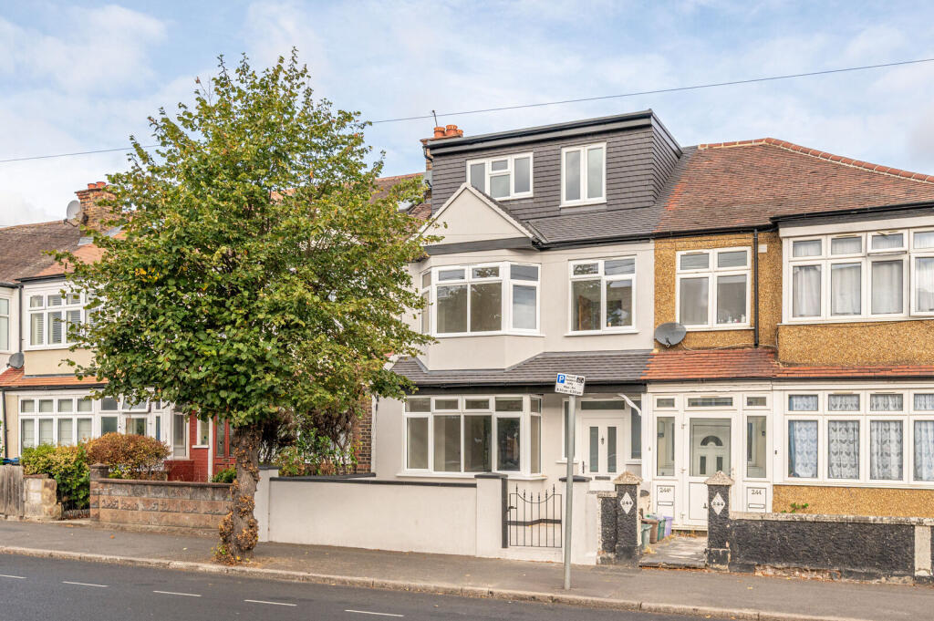 House in London - View 3
