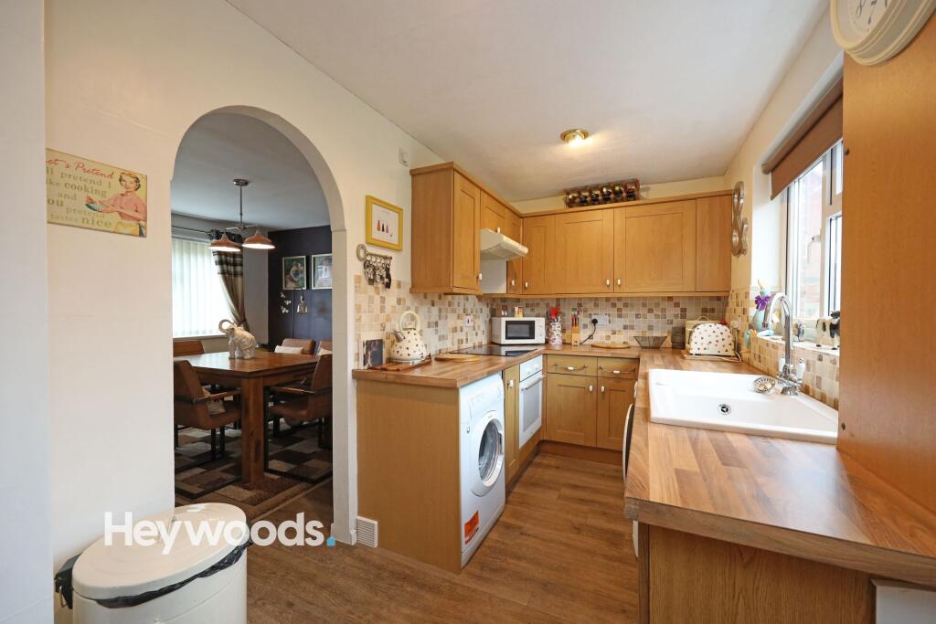 Rodger Avenue, Betley, Crewe - More