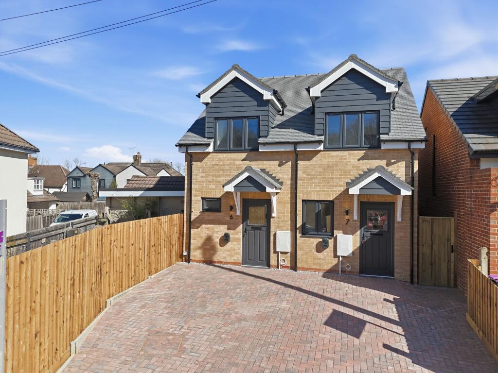 Main image of property: Cooks Way, Hitchin, SG4